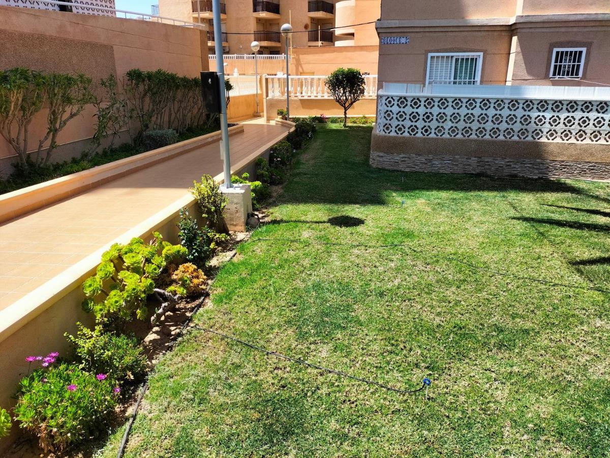 Lomas Del Mar Torrevieja Sobre El Mediterraneo Εξωτερικό φωτογραφία